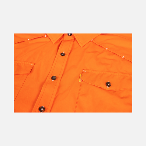 closeup of buttons and front pockets on chest of blaze s/s performance field shirt